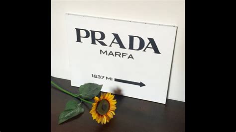 quadro di prada gossip girl|Quadro Prada Marfa DIY .